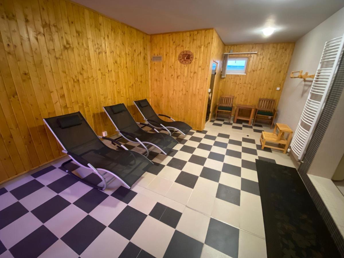 Hotel Tatransky Dom Sk Veľký Slavkov Exteriér fotografie